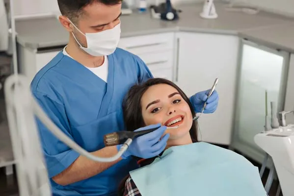 Can Tooth Bonding Fix a Small Chip in My Tooth?