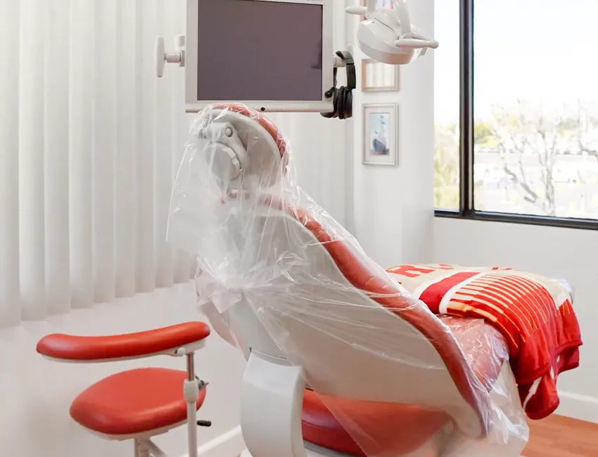 Inside Seren Advanced Dentistry Oxnard — Oxnard, CA (12)